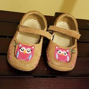 Hanna Anderson girls leather moccasins, 5C.